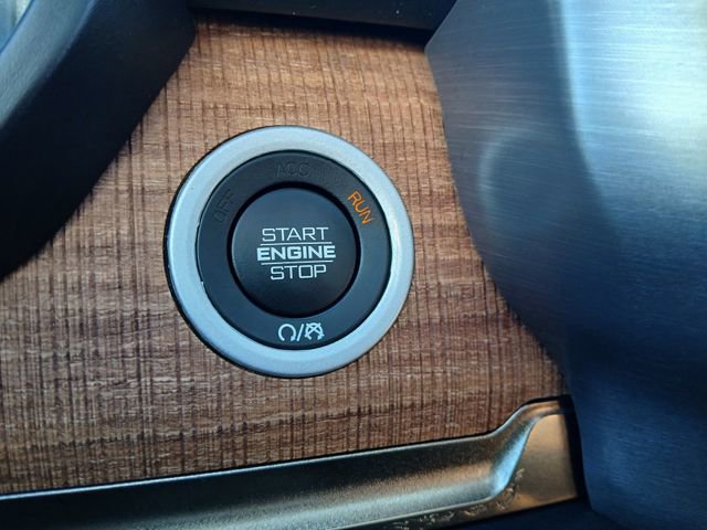 Used 2023 RAM 1500 Limited image 25