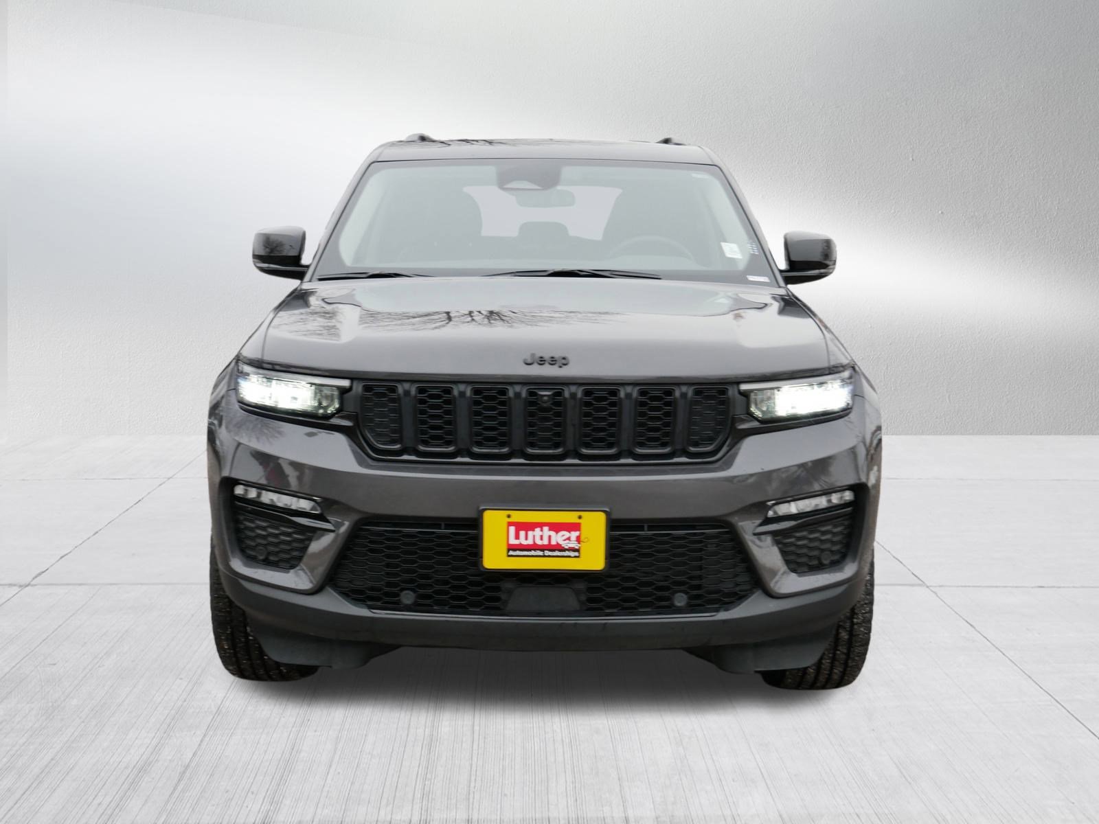 Certified 2023 Jeep Grand Cherokee Limited w/ Luxury Tech Group II video 2