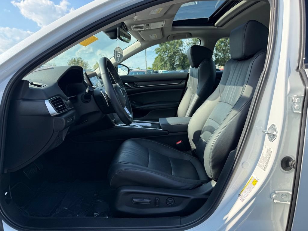 Used 2022 Honda Accord Touring image 26
