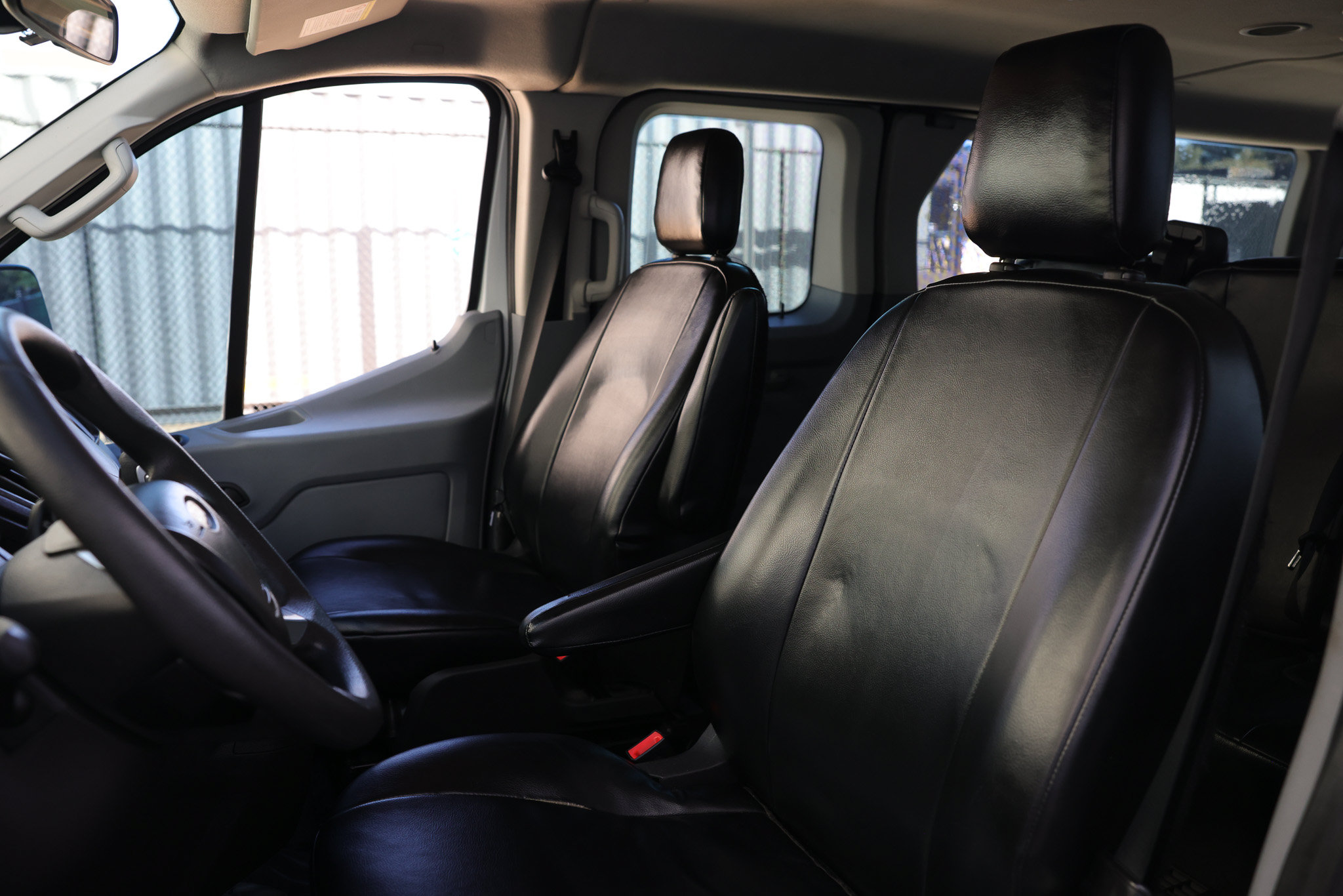 Used 2019 Ford Transit 350 XLT RWD image 10