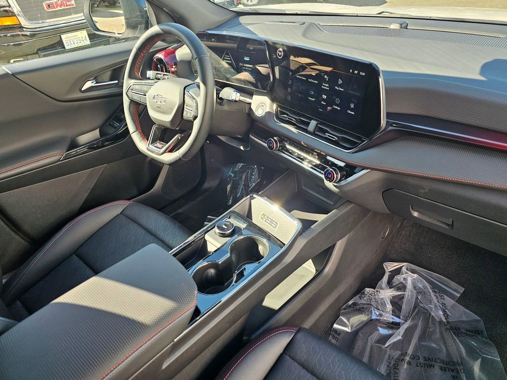 Used 2025 Chevrolet Equinox RS w/ Safety and Technology Package image 10