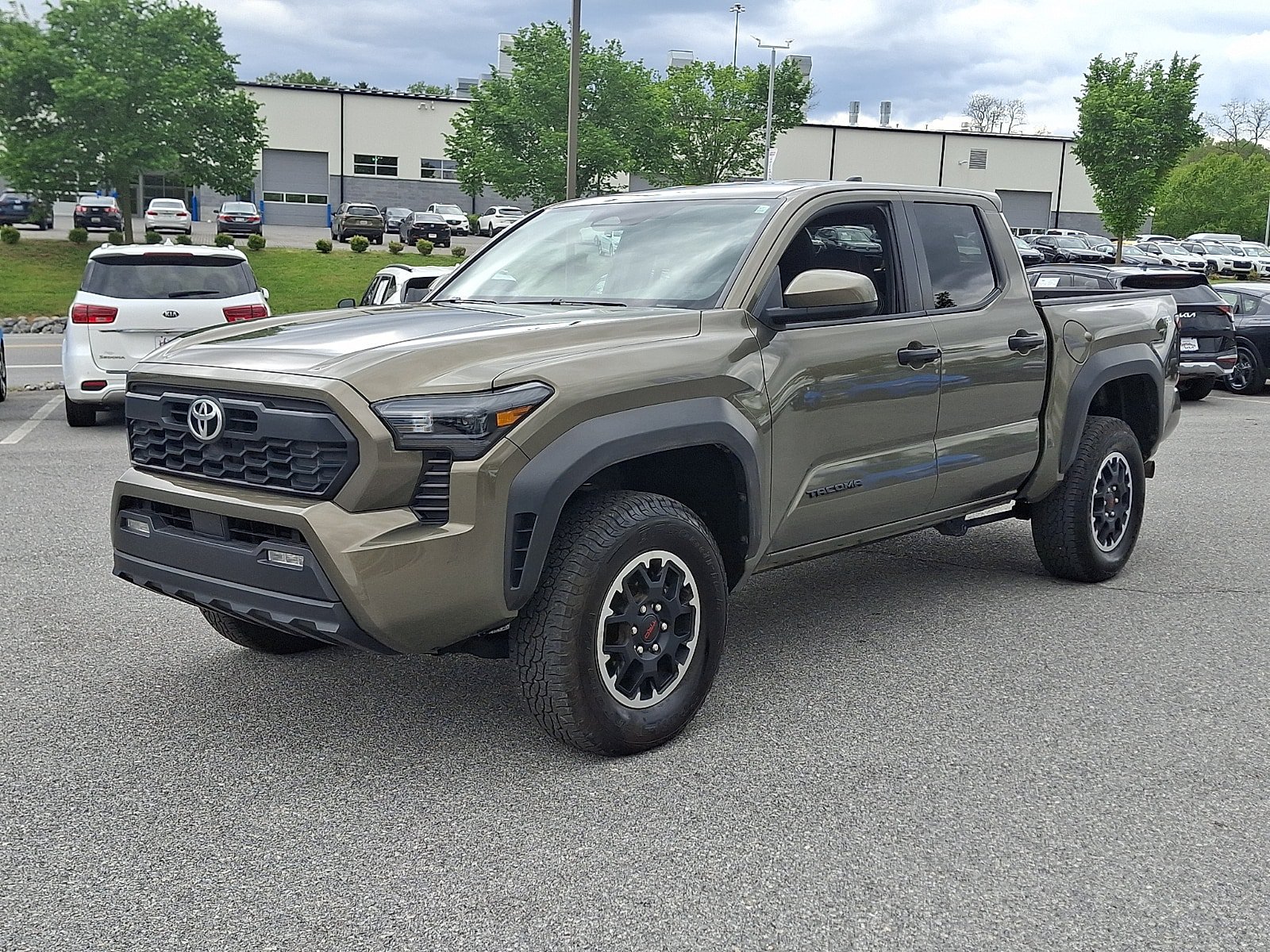 Used 2024 Toyota Tacoma TRD Off-Road AWD/4WD image 3