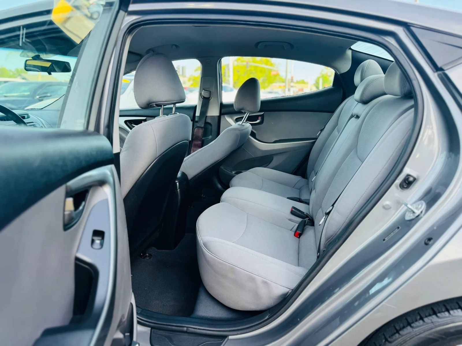 Used 2013 Hyundai Elantra GLS FWD image 13