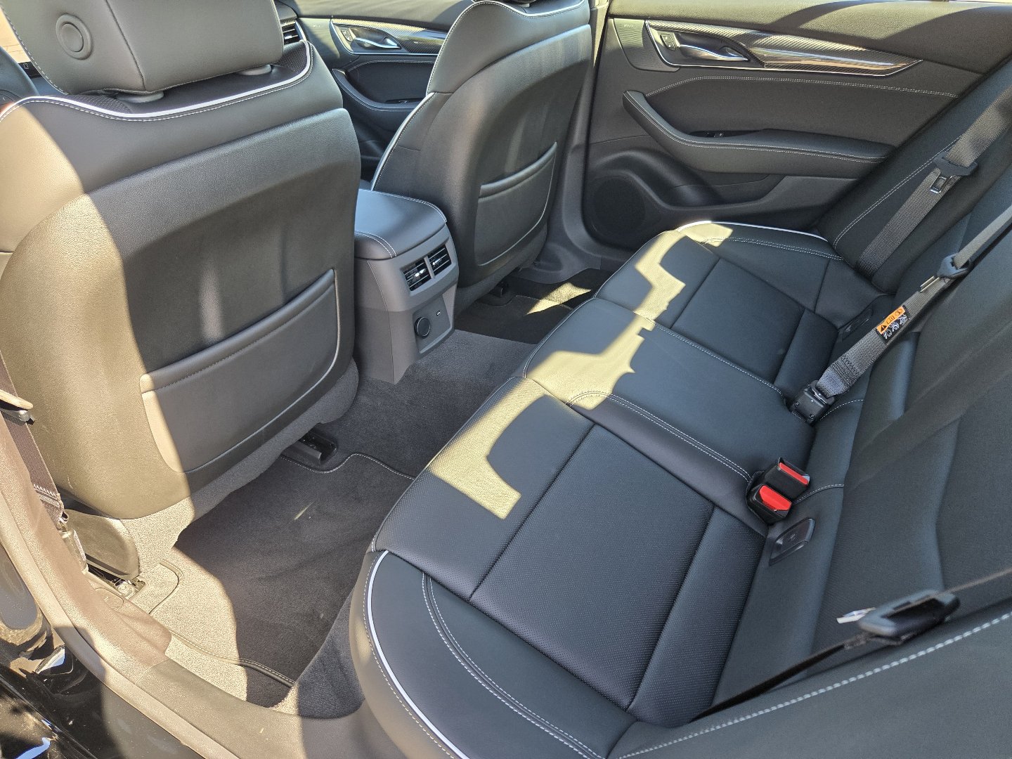 New 2026 Cadillac CT5 V Blackwing w/ Super Cruise 1 Package RWD image 38