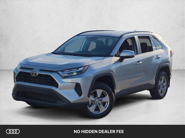 Used 2025 Toyota RAV4 XLE FWD image 1