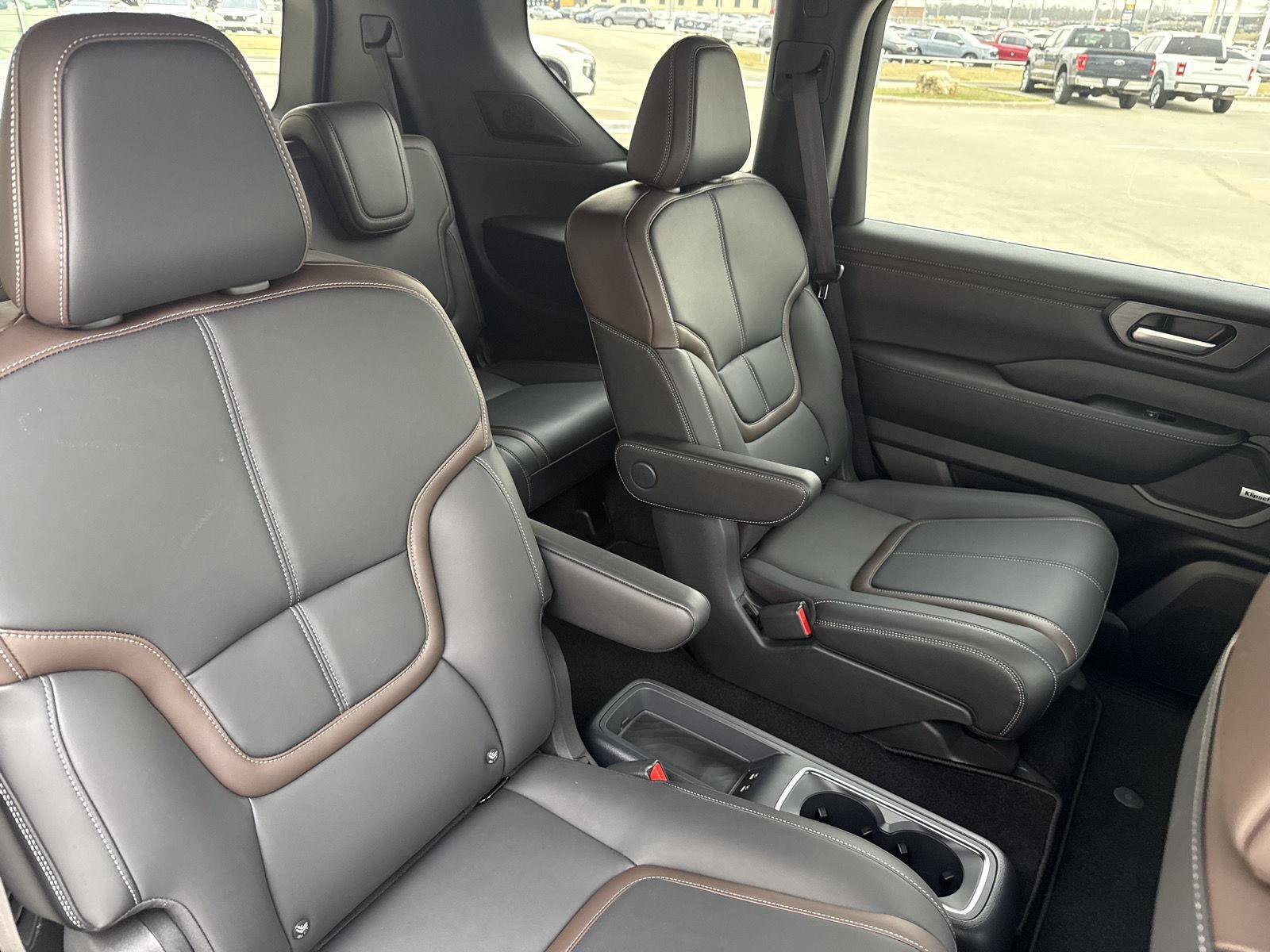 New 2026 Nissan Armada SL w/ Captain's Chari Seat Package image 42