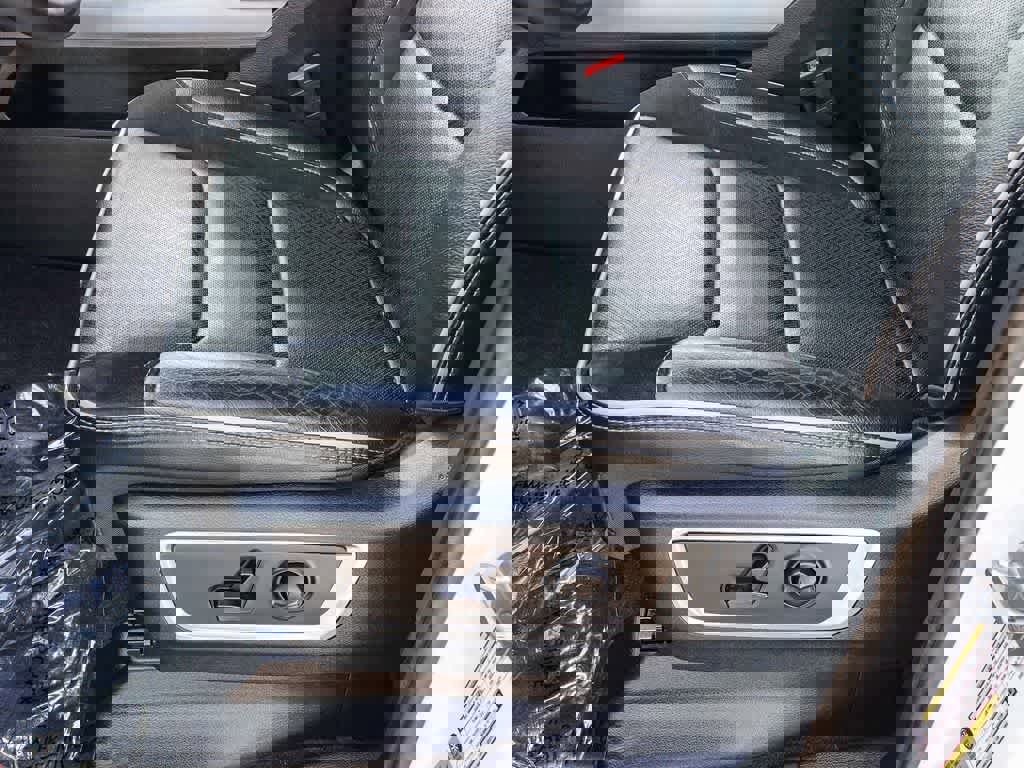 Certified 2025 RAM 1500 Laramie image 20