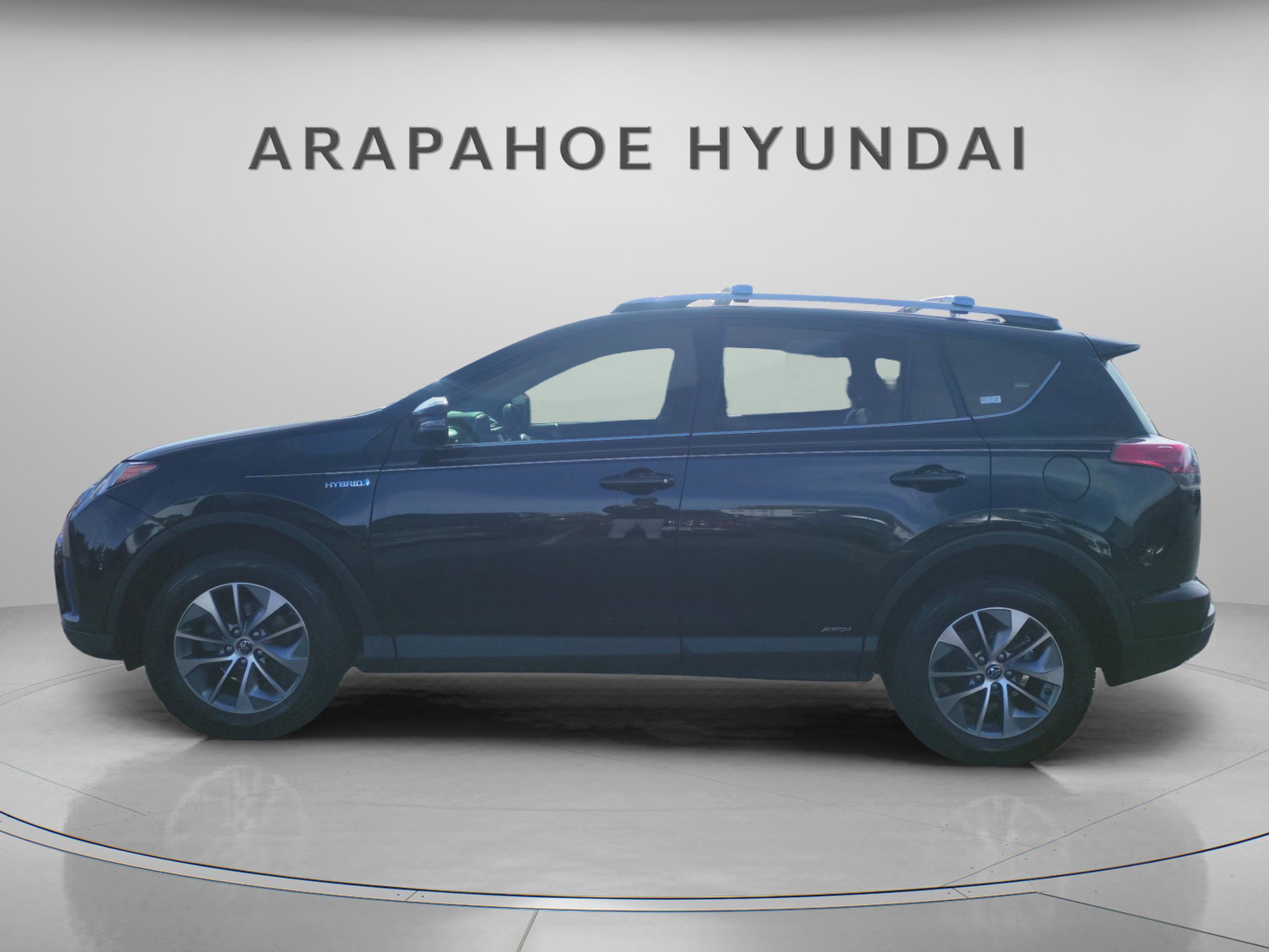 Used 2016 Toyota RAV4 XLE image 3