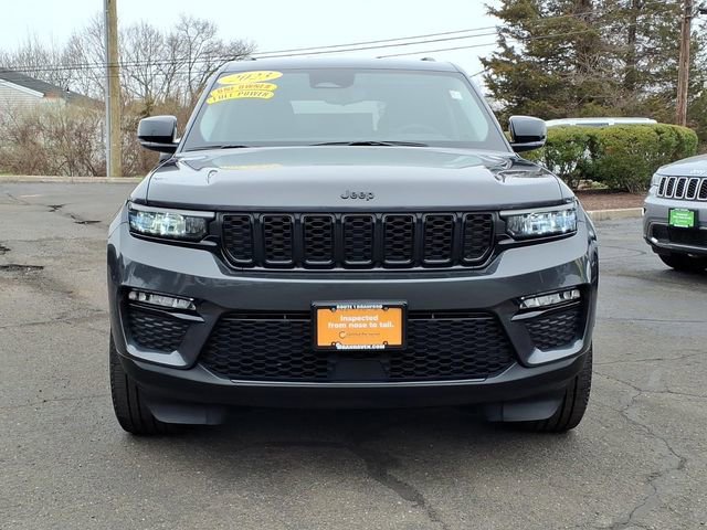 Used 2023 Jeep Grand Cherokee Limited w/ Black Appearance Package AWD/4WD image 8