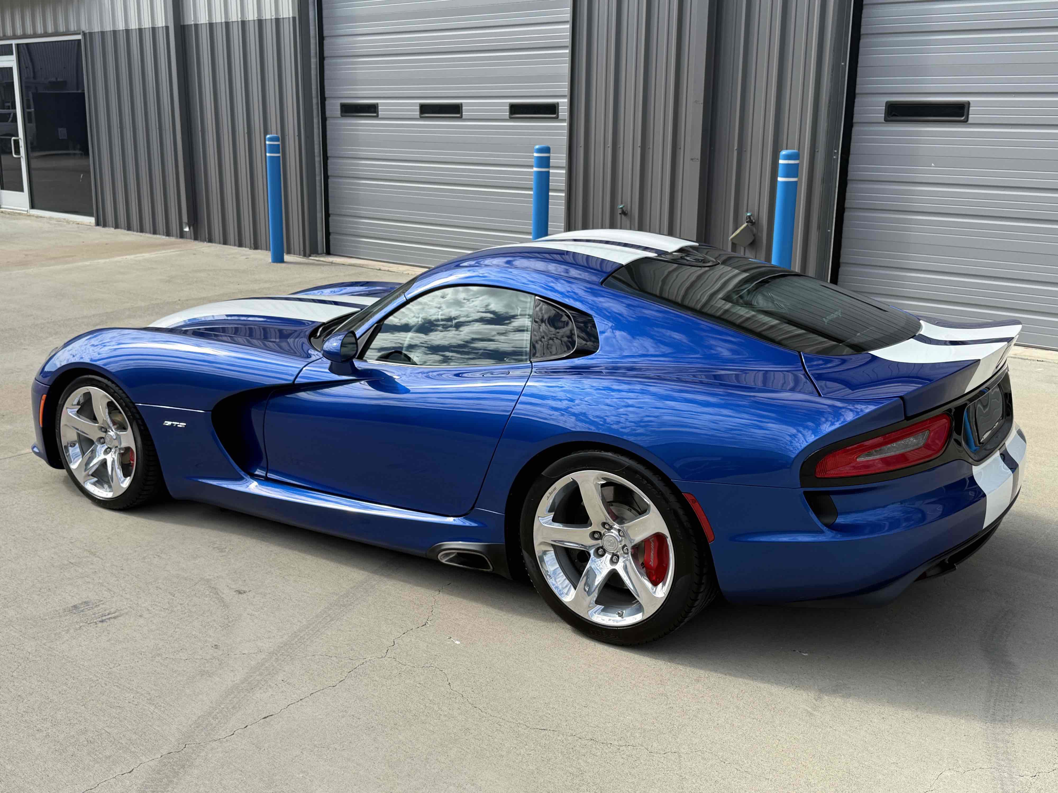 Used 2013 SRT Viper GTS w/ GTS Laguna Interior Pkg image 79