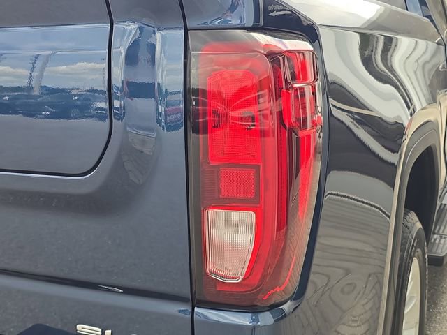 Used 2022 GMC Sierra 1500 SLE image 8