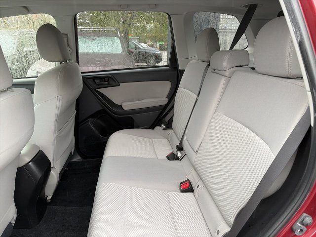 Used 2014 Subaru Forester 2.5i Premium w/ All-Weather Package AWD/4WD image 22