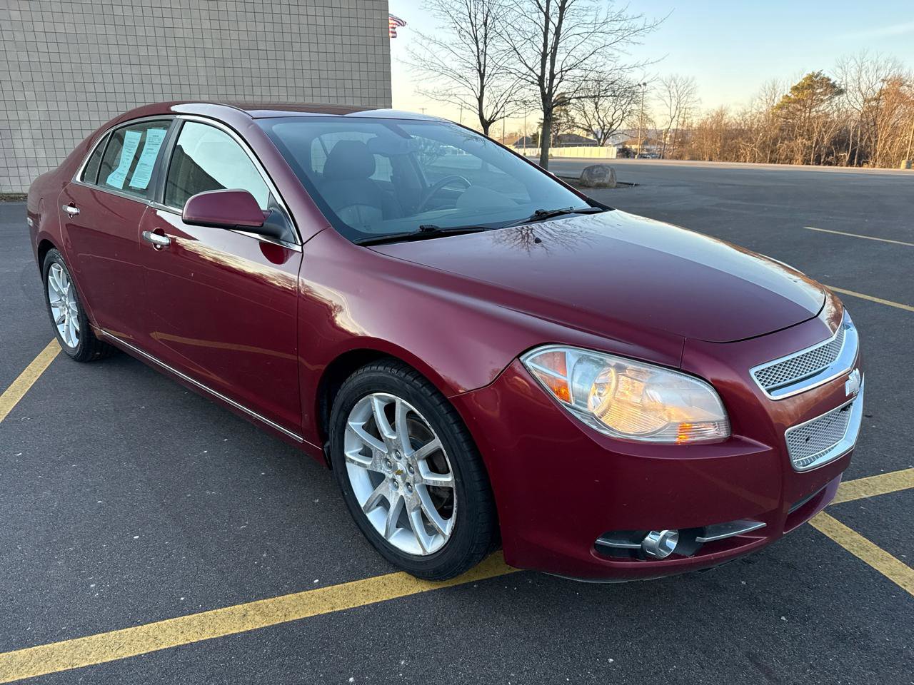 Used 2011 Chevrolet Malibu LTZ image 2
