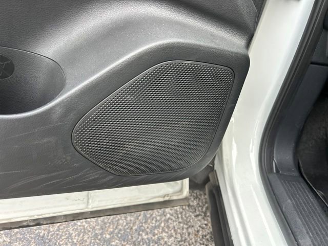 Used 2022 Nissan Rogue SV FWD image 14