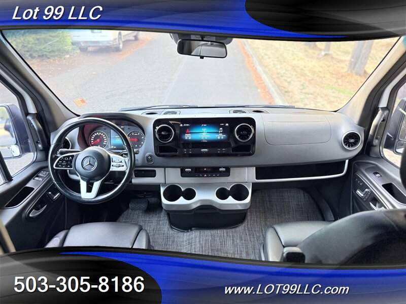Used 2020 Mercedes-Benz Sprinter 2500 image 11