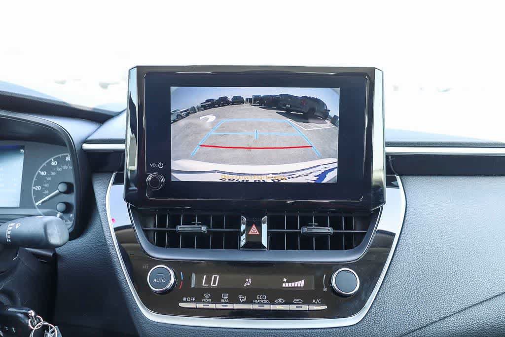 Used 2025 Toyota Corolla LE FWD image 25