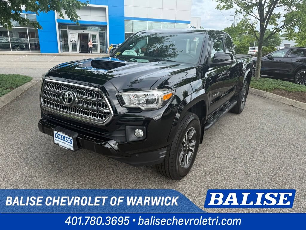 Used 2017 Toyota Tacoma TRD Sport w/ Tow Package (A/T)