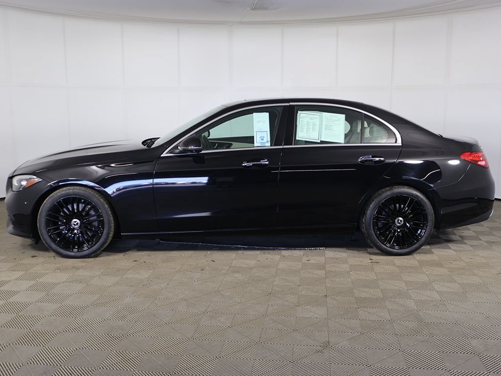 Used 2023 Mercedes-Benz C 300 4MATIC Sedan w/ Exclusive Trim Package image 13