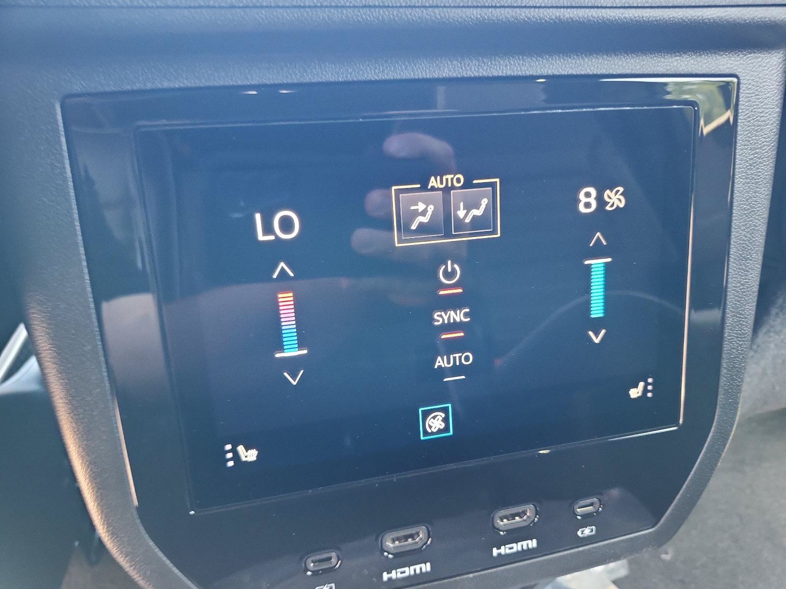 New 2026 GMC Yukon XL Denali Ultimate AWD/4WD image 13