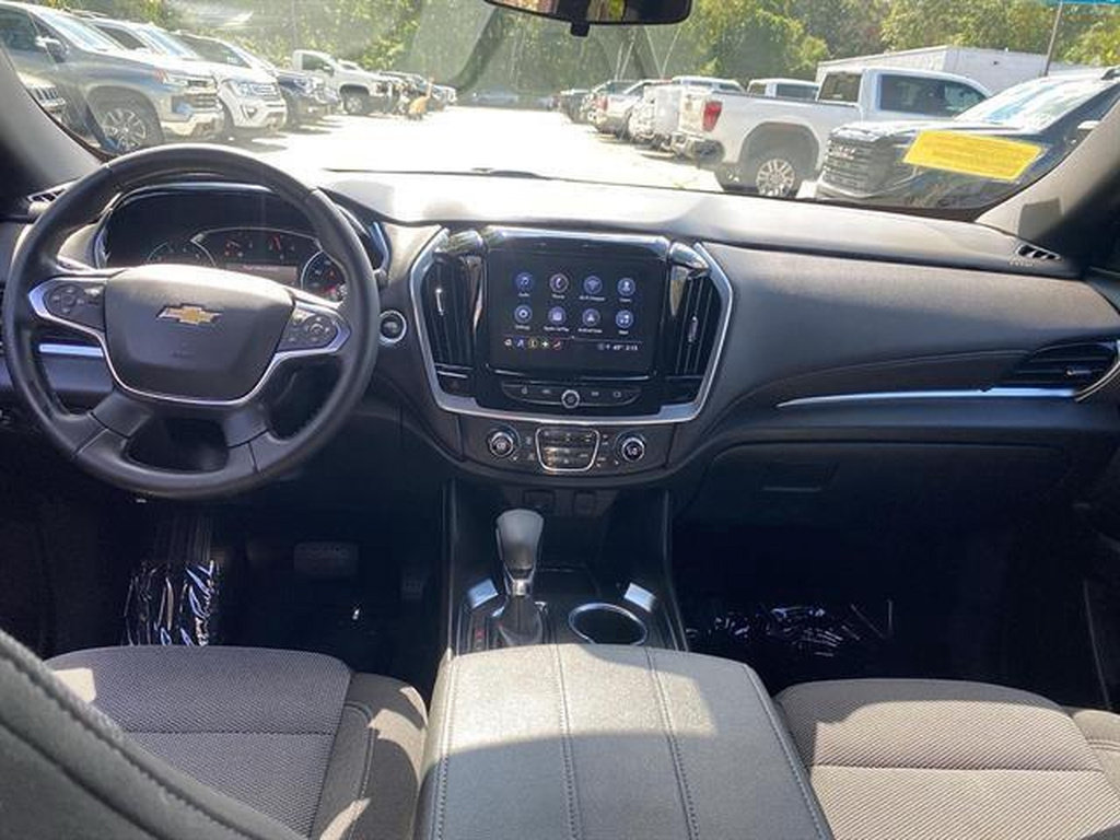 Used 2023 Chevrolet Traverse LT w/ LPO, Floor Liner Package AWD/4WD image 43