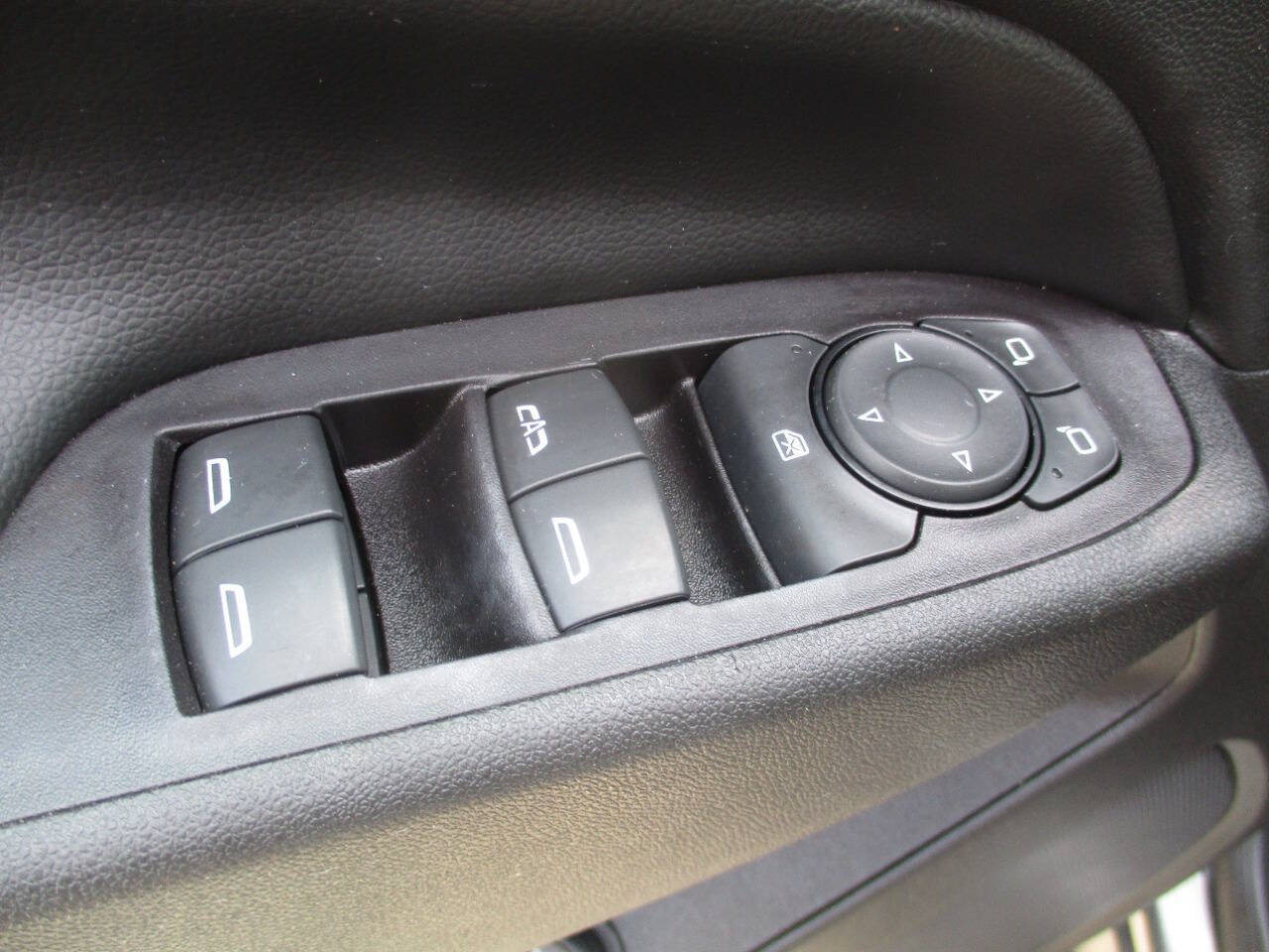 Used 2020 Chevrolet Equinox LT AWD/4WD image 19