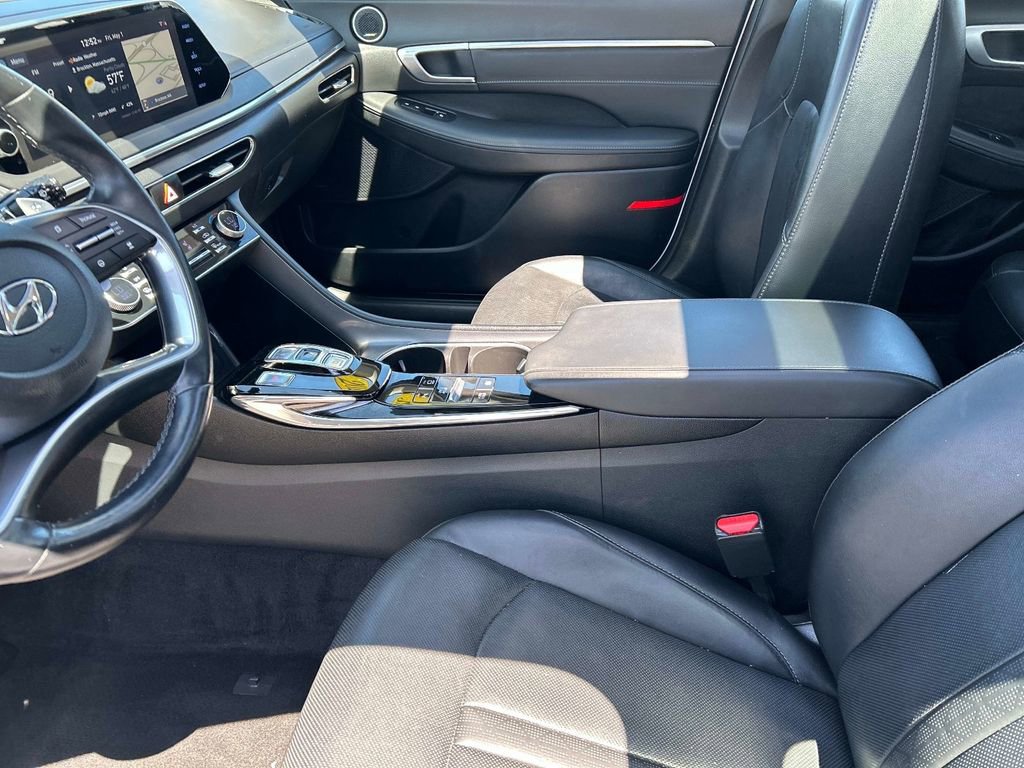 Used 2020 Hyundai Sonata Limited w/ Winter Weather Package FWD image 22