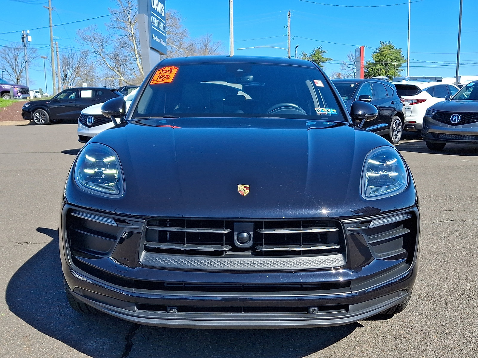 Used 2025 Porsche Macan video 2
