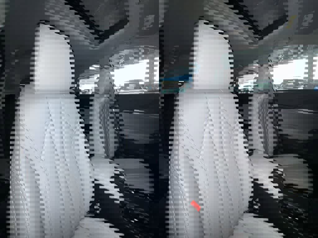 Used 2024 Acura Integra image 27