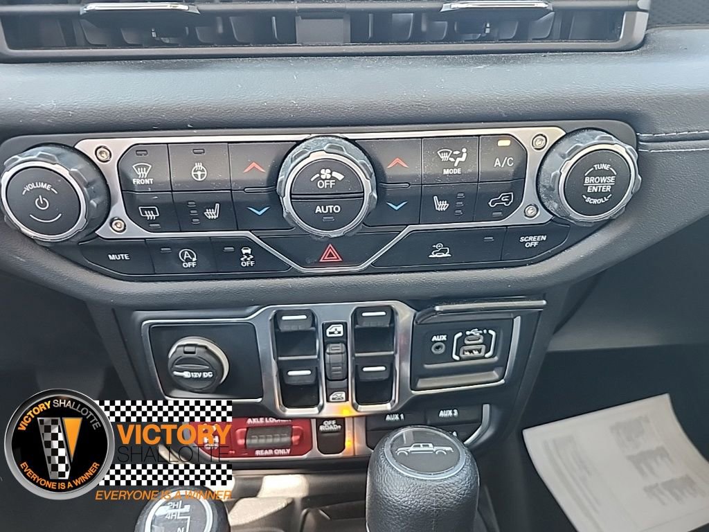 Certified 2024 Jeep Gladiator Mojave w/ Technology Group image 9