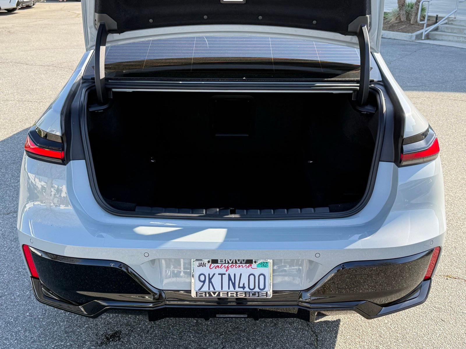 Certified 2024 BMW 740i w/ M Sport Professional Package image 16