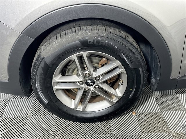 Used 2017 Hyundai Santa Fe Sport w/ Cargo Package image 4