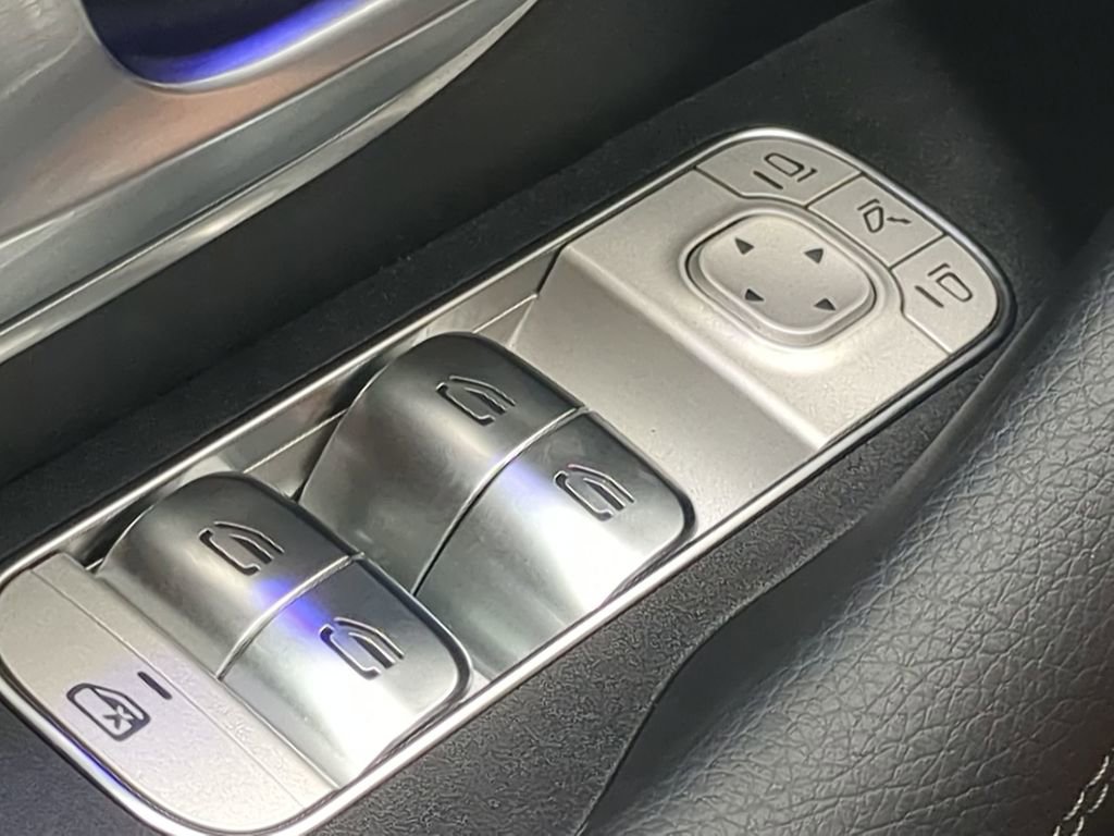 New 2025 Mercedes-Benz GLE 450e 4MATIC image 11