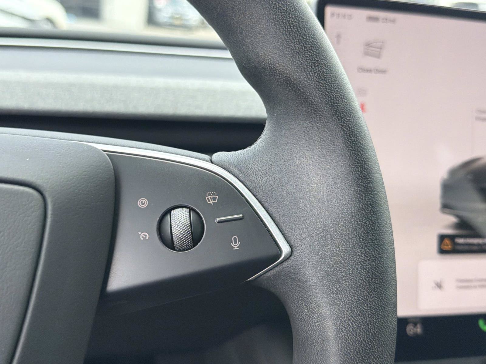 Used 2025 Tesla Model 3 RWD image 18