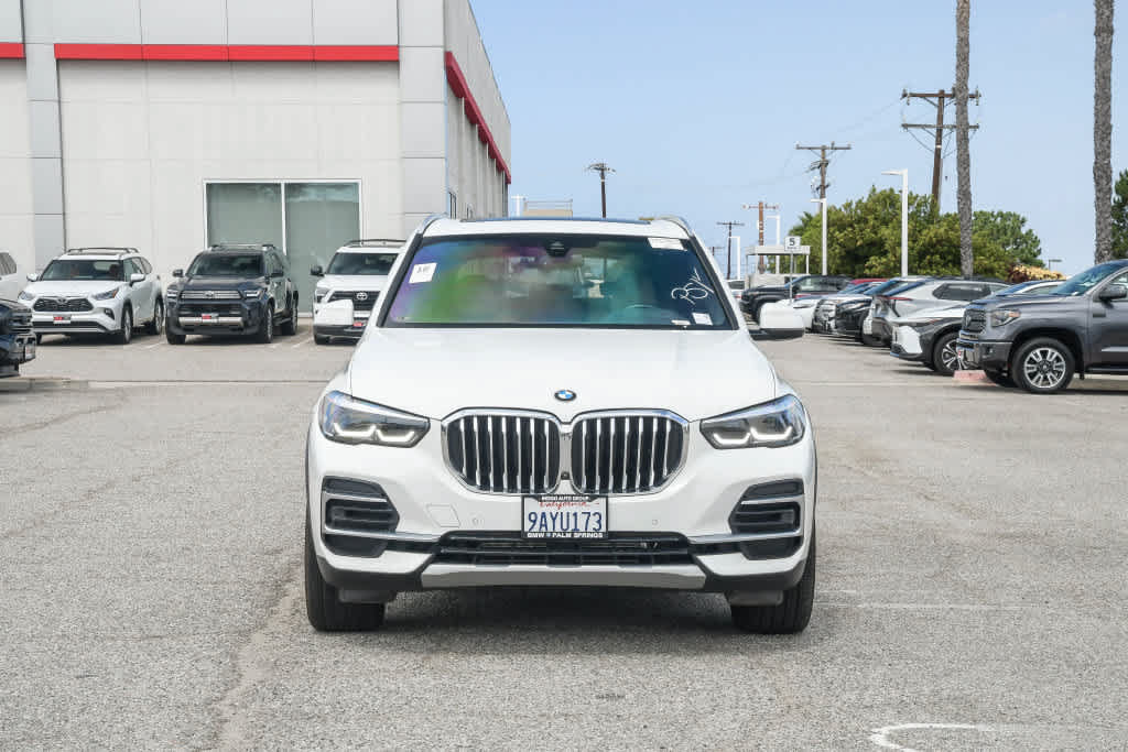 Used 2022 BMW X5 sDrive40i w/ Parking Assistance Package RWD image 2