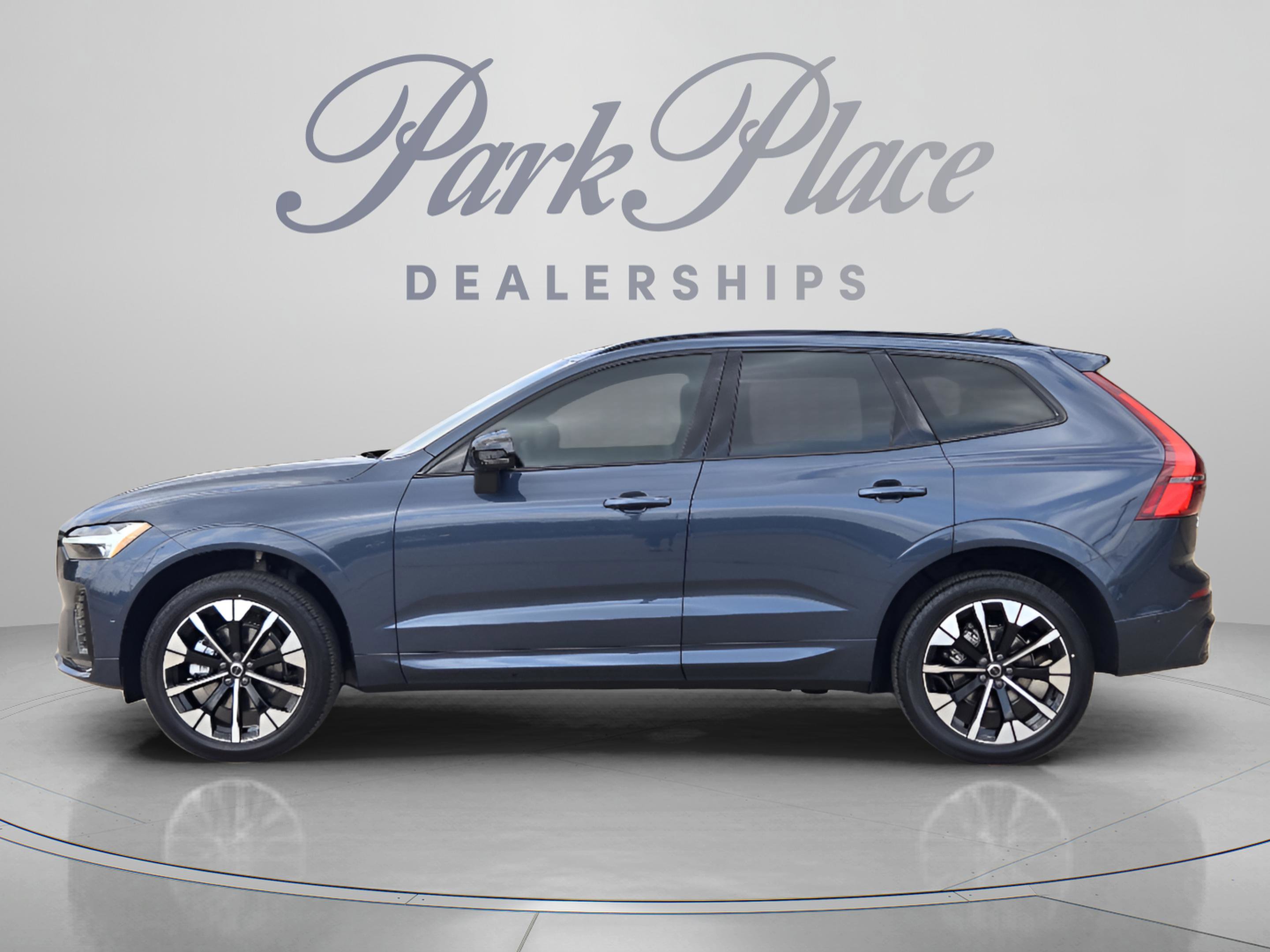 New 2026 Volvo XC60 B5 Plus w/ Protection Package Premier AWD/4WD image 2