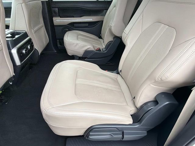 Used 2024 Ford Expedition Max Limited image 19