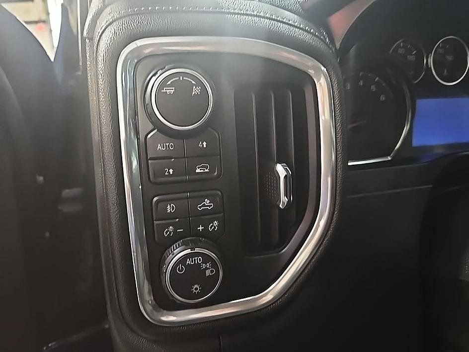 Used 2019 Chevrolet Silverado 1500 LT w/ All-Star Edition image 14