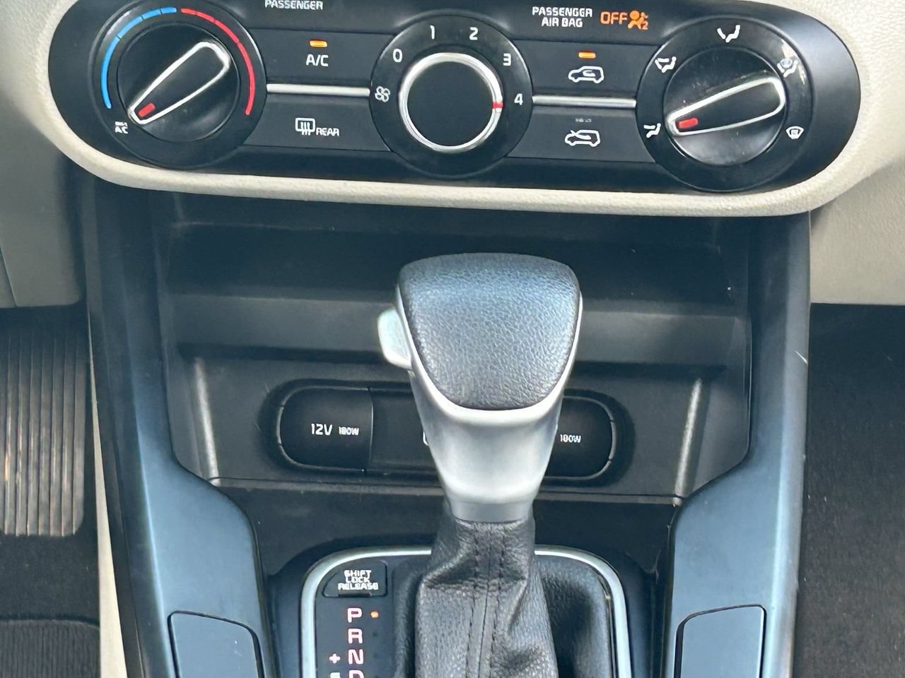 Used 2022 Kia Soul LX FWD image 21