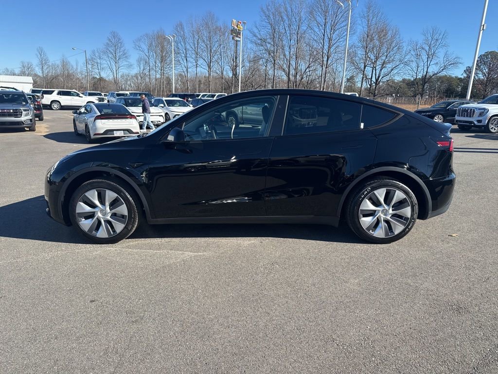 Used 2024 Tesla Model Y Long Range image 2