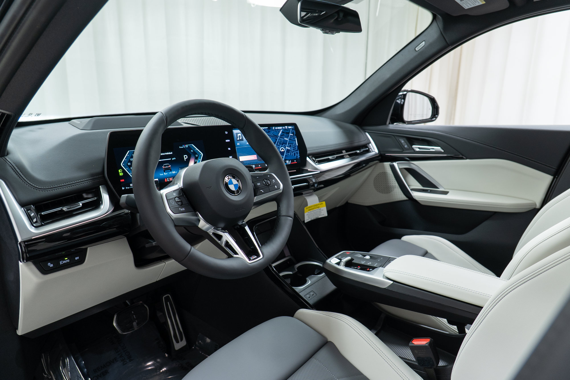 New 2026 BMW X1 xDrive28i w/ Technology Package AWD/4WD image 12