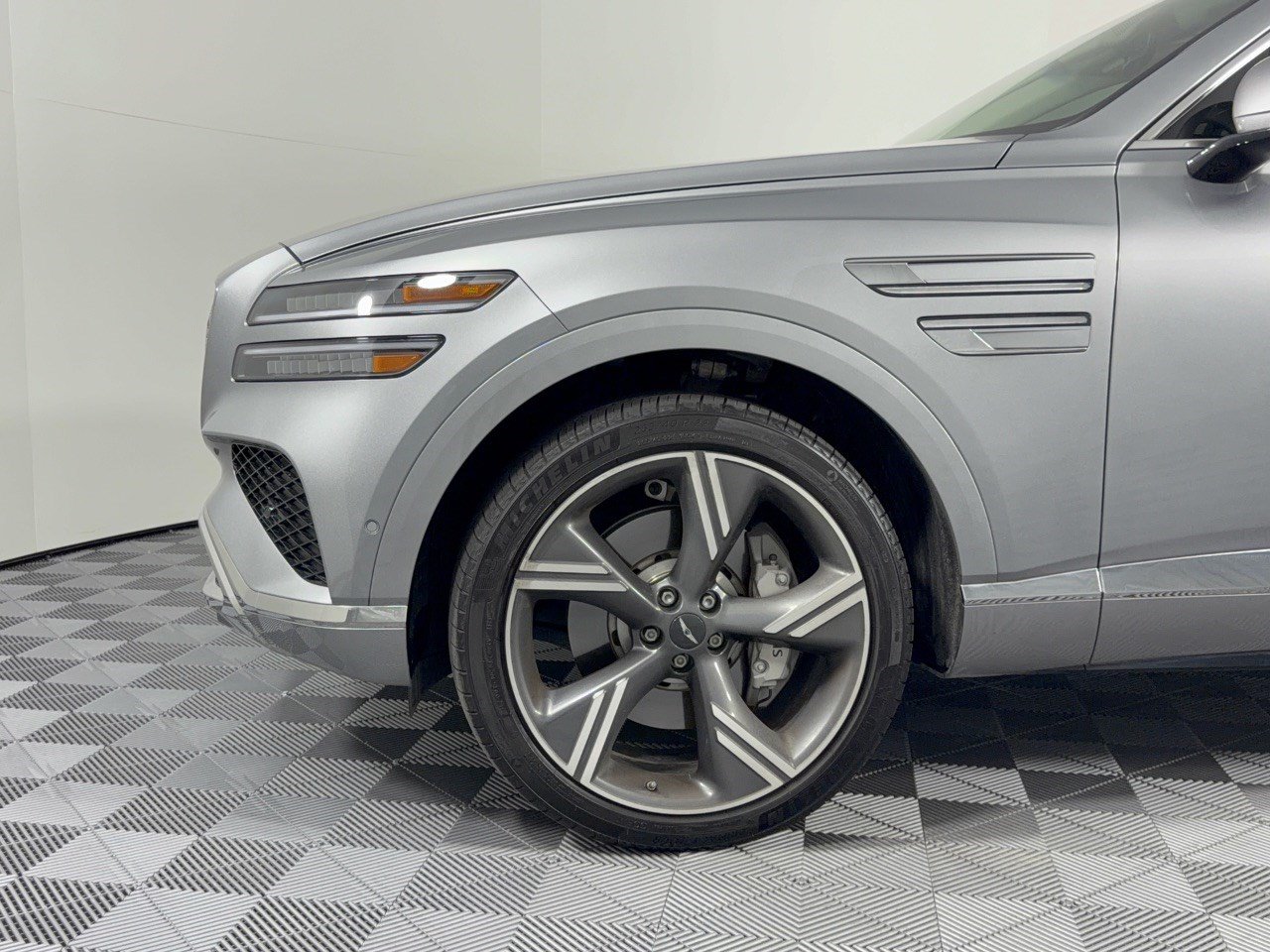 Used 2026 Genesis GV80 2.5T Prestige AWD/4WD image 13