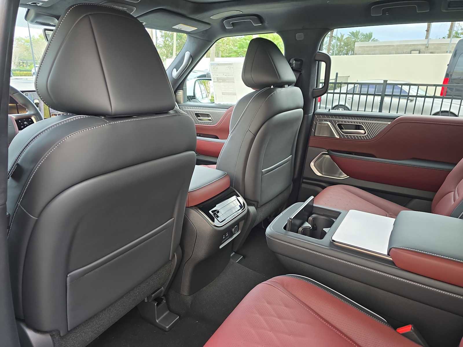 New 2026 INFINITI QX80 Autograph w/ Autograph Exterior Package image 13