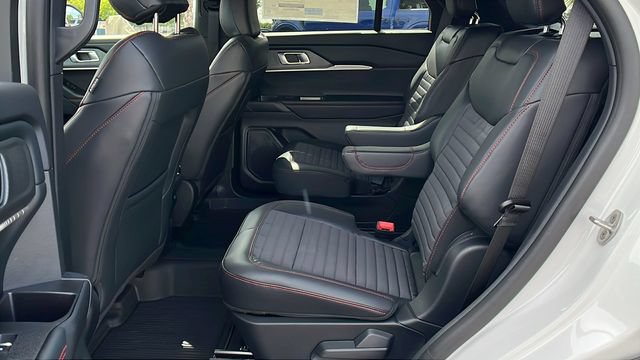 New 2026 Ford Explorer ST-Line w/ ST-Line Street Pack RWD image 18
