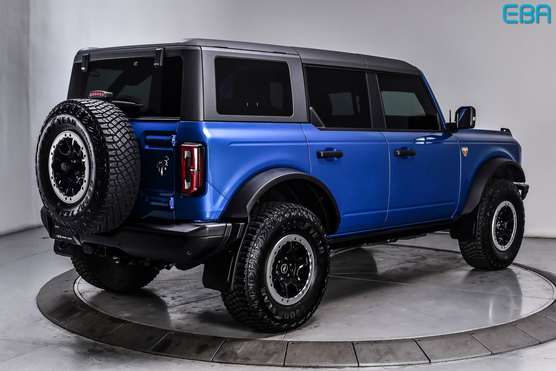 Used 2024 Ford Bronco Badlands image 6