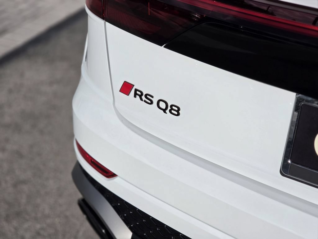 Used 2025 Audi RS Q8 performance AWD/4WD image 5