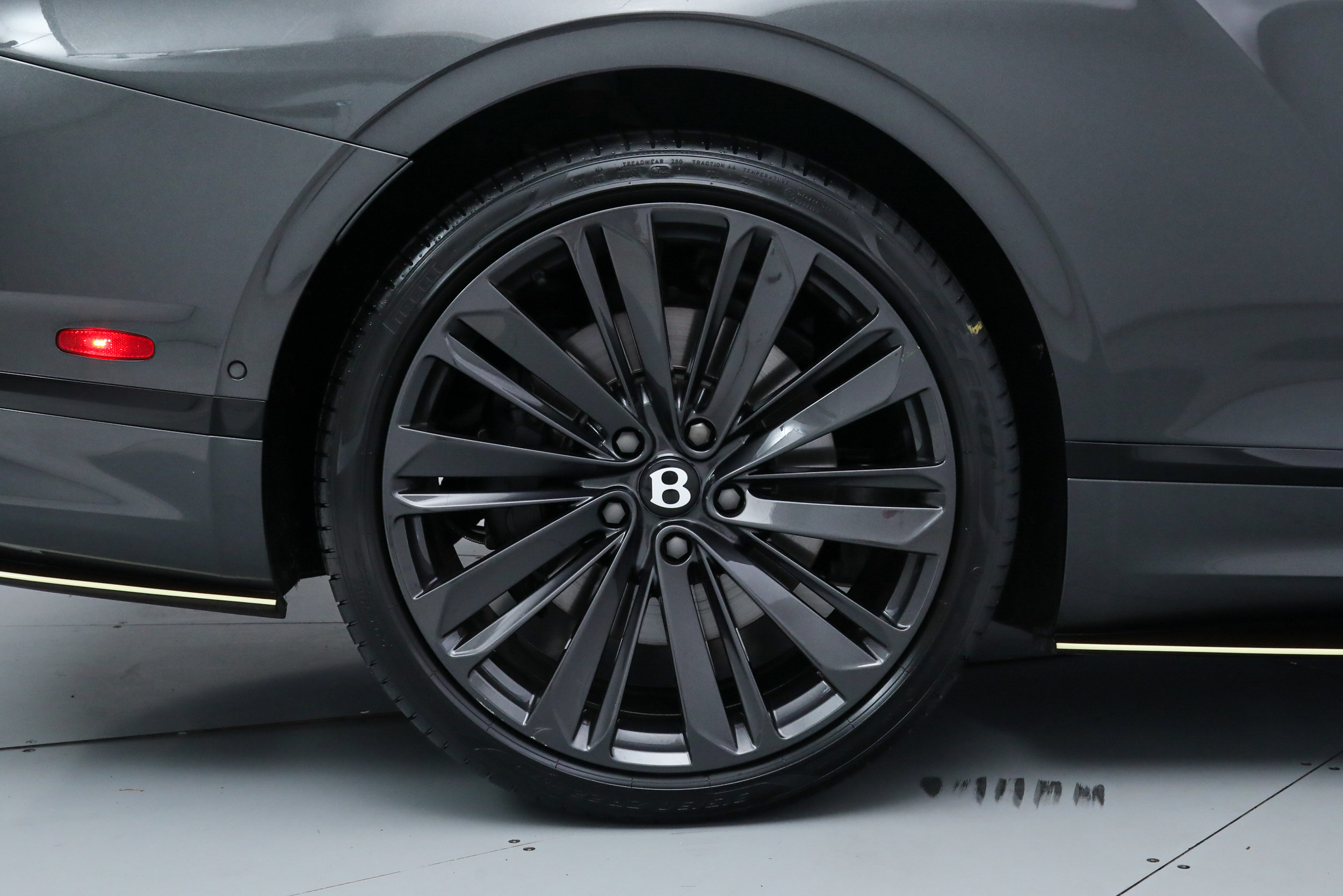 Used 2024 Bentley Continental GT Speed AWD/4WD image 42