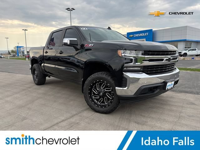 Certified 2022 Chevrolet Silverado 1500 LT w/ Z71 Off-Road Package AWD/4WD image 1