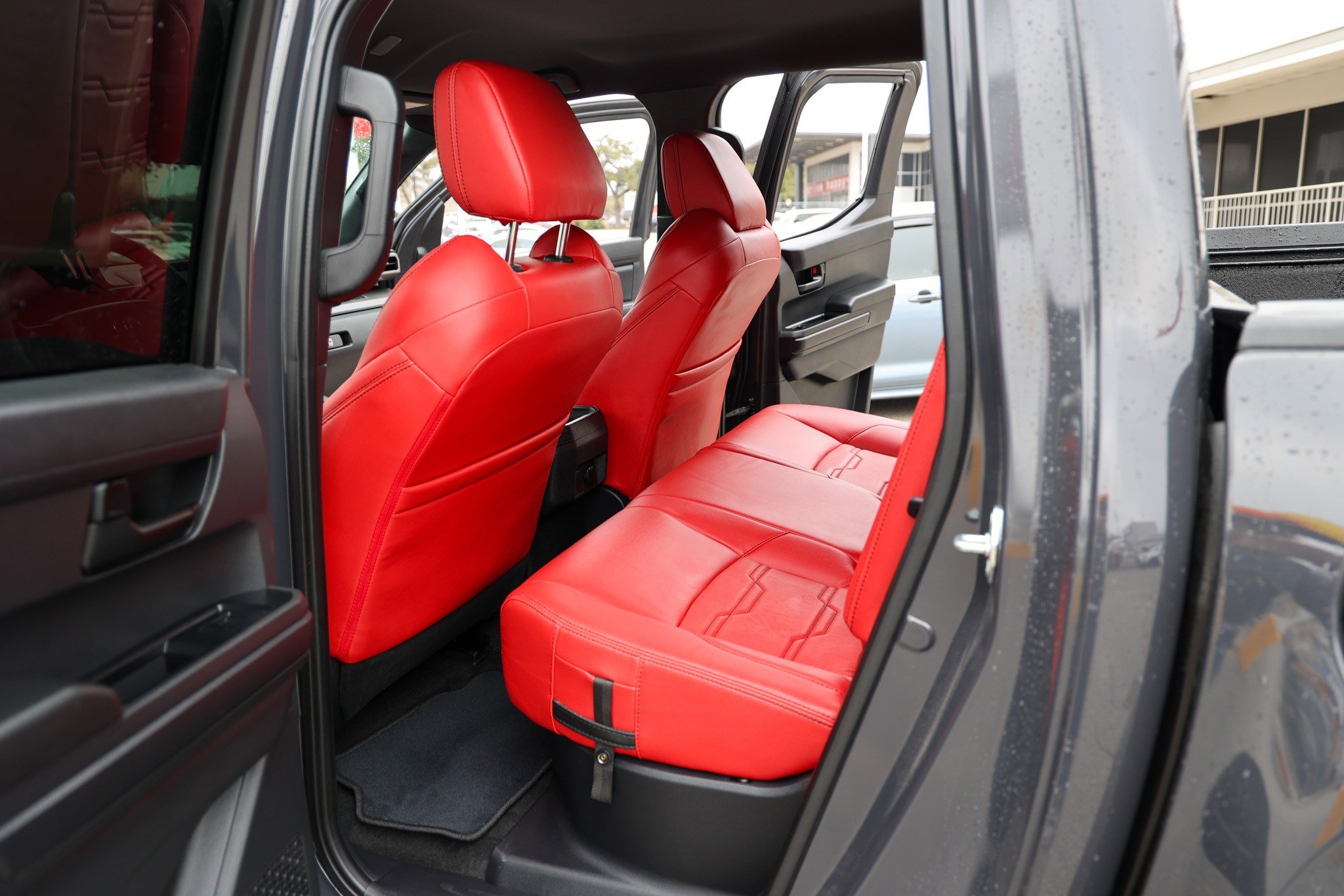 Certified 2025 Toyota Tacoma SR5 image 40