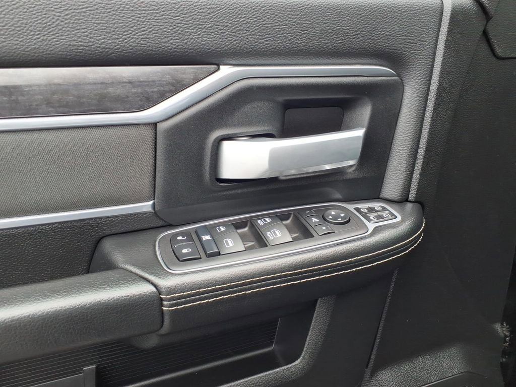 Certified 2024 RAM 2500 Big Horn w/ Night Edition image 4