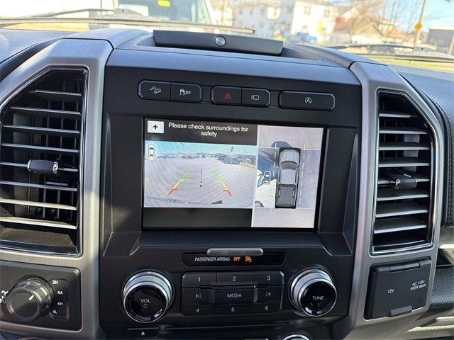 Used 2018 Ford F150 Platinum w/ Equipment Group 701A Luxury image 26